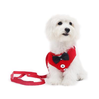 China Fashion Pet Clothes British Dog Rope Wholesale Lovely Dog Harness Vest Leashes Vest Spot Wholesale for sale