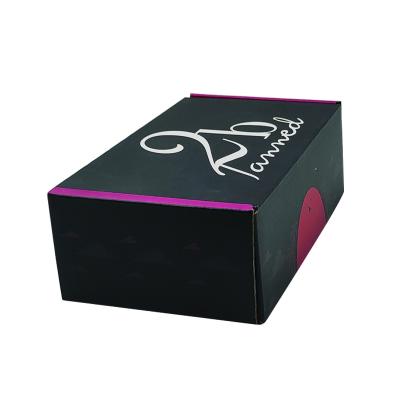 China Recyclable Mailer Box Customized Colored Cardboard Boxes For Clothing Packaging for sale