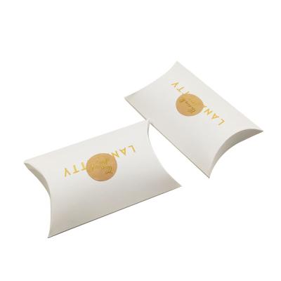 China Recycled Materials 2022 Custom Degradable and Recyclable Pillow Box Packaging for Hair Extensions Wig Box Packaging Paper Box for sale