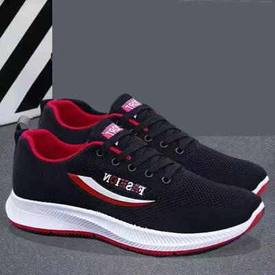 China Fashion trend in wholesale casual shoe factory stock low price non-slip breathable sports shoes for sale