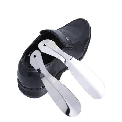 China Customizable Mini Portable High Fasion Shoe Shoe Factory Wholesale Logo Metal Shoe Horn Shoe Pusher Wear Shoes for sale