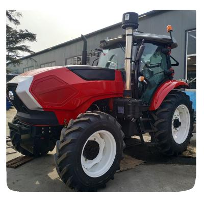 China Hotels Tractor 130hp Four Wheel Tractor With Seat Farm Tractor For Sale for sale