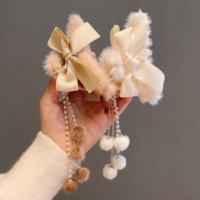 China European And American Autumn And Winter New Style Tassel Plush Striping Large Main Hair Claw Korean Bowknot Large Hair Clip Claw Shark Clip for sale