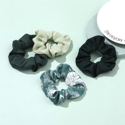 China Green Attractive Elastic Hair Scrunchies Women Satin Hair Scrunchies Ponytail Holder Hair Tie Silk Elastic Hair Band for sale