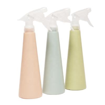 China Latest Design Eco - Friendly Luxury Home Use Small Spray Water Bottle Top Quality for sale