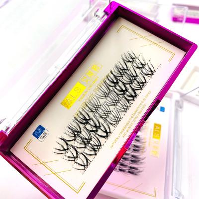 China Customized Soft Packaging Soft Segmented Lashes Group Individual Lashes for sale