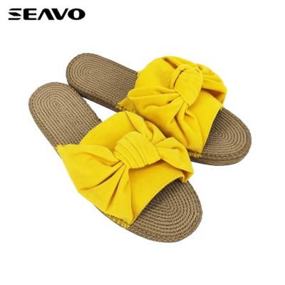 China Fashion Trend SEAVO Ladies Yellow Luxury Flip Flop for sale