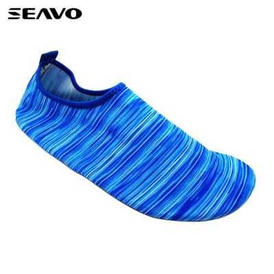 China New Aqua Water Kids Shoes Wholesale SEAVO Anti-odor Slip On Swimming Shoes For Kids for sale