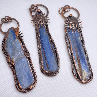 China New Trendy Big Raw Blue Gemstone Kyanite Connector Pendant With Antique Brass Plating Sun Face Jewelry Finding for sale