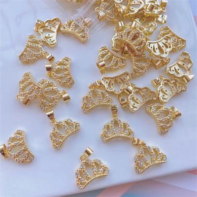 China FASHIONABLE Wholesale Gold Plated Zirconia Paved Crown Jewelry Necklace Pendant For DIY Necklace for sale