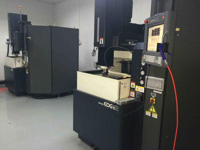 Verified China supplier - Dongguan Jinteng Precision Mould CO.,Ltd