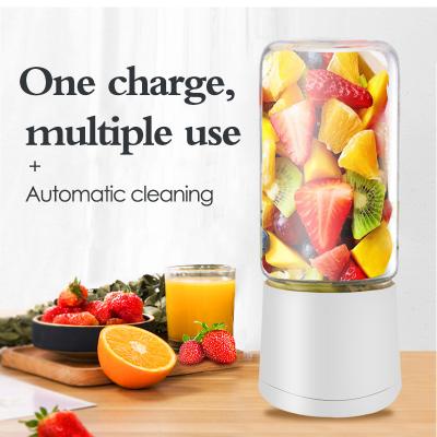 China Twin Fruit Juicer Household Slow Speed ​​Chewing Orange Vegetables Juicer Plastic and Cold Portable Electric USB Juicer Bottled Blender for sale