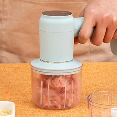 China New Ginger Garlic Meat Grinder Egg Plastic Bowl Mixer Wireless Handheld Radio Beater Egg Mixer for sale