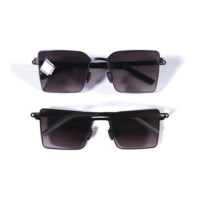 China Gradient Low-key Luxury Rectangular Stainless Frame Sunglasses Business Fashion Adult Sunglasses for sale