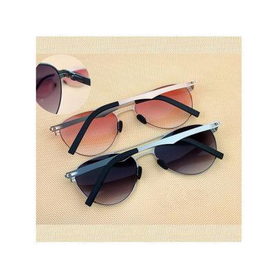 China Fashion Sun Glasses Low-profile Leisure Summer Wholesale Adult Anti-glare Mirror Decorative Driving Polarized Sunglasses for sale