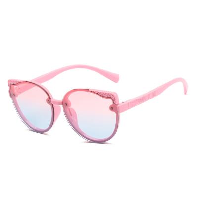 China New Arrival Retro Lovely Classic Butterfly Kids Oversized Shades Fashion Fashionable Sunglasses Wholesale for sale