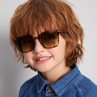 China Lovely New Arrival Parent-child Vintage Fashionable Children's K Style Shades Colorful Frame Sunglasses for sale