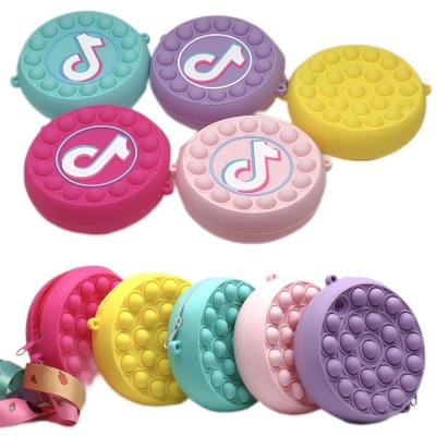 China Latex 9pcs/set Tik Tok New Cartoon Silicone Pop Stir Bubble Bag Rainbow Coin Purse Wallet Rabbit Noise Itting Purse for sale