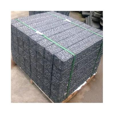 China Modern Granite Palisade Fence Best Price China G654 Kerb Stone Granite Edge Stone for sale