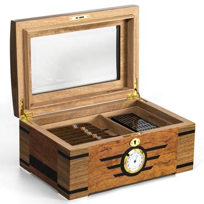 China Household Use Top Supplier Manufacture Customized Size Square Wooden Cigar Box for sale