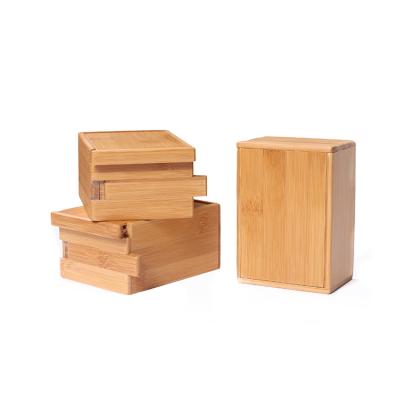 China China Manufacturer Recyclable Wood Crafts Hi-Q Wooden Top Gift Box for sale