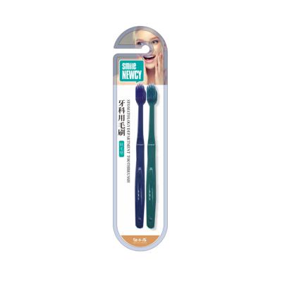 China 2 disposable soft bristle toothbrushes recommended by dentist for sale