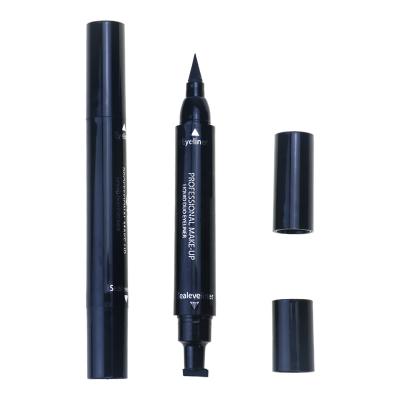 China New Vegan Waterproof Makeup Double Head Wing Stamp Seal Eyeliner Pen Waterproof Long Lasting Liquid Eyeliner for sale