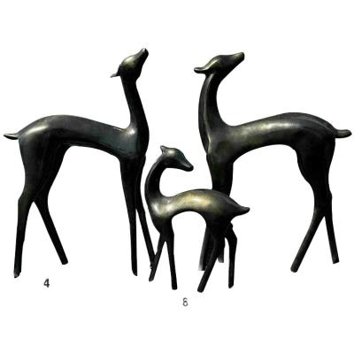 China Life Size Outdoor Europe Fiberglass Deer Statue Art Deco Abstract Animal Sculpture for sale