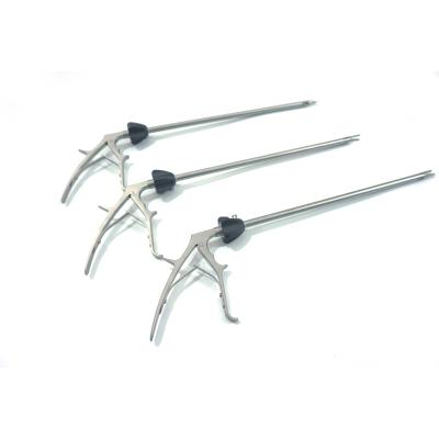 China Plastic Titanium Clip Applier 5*330mm Laparoscopic Instruments for sale