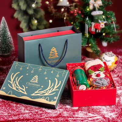 China Exquisite Recycled Materials Christmas Gift Box Christmas Eve Gift Box for sale