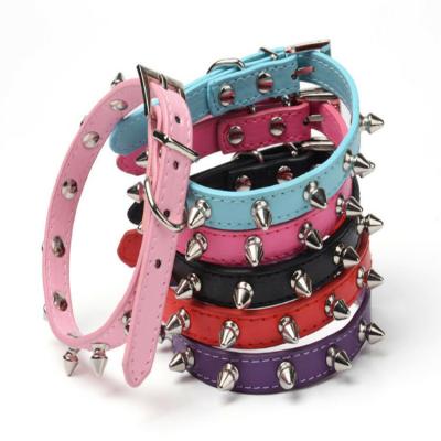 China Custom One Row Studded Pet Pointed Collar Adjustable Dog Collar With Spikes Anti-bite PU Dog Collar for sale