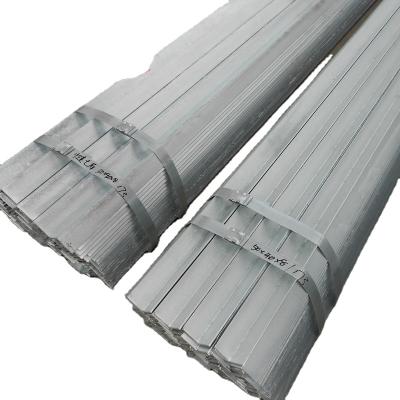 China 2021 Hot Wholesale And Retail Construction HENGFA MANUFACTURING - Dipped Galvanized Angle Bar for sale