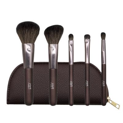 China Angular Blush St 5PCS Mini Makeup Brush Set Coffee Wooden Handle Brushes High Quality Custom Makeup Brushes With Bag for sale