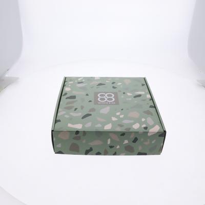 China Recycled Materials Customized Clothing Brand Printed Packaging Corrugated Paper Box for sale