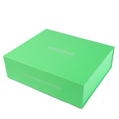 China Materials Low MOQ Logo Simple Empty Magnetic Closure WWholesale Recycled Custom Rigid Cardboard Gift Box With Eva Foam Insert for sale