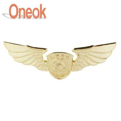 China Customized pin aviation badges, gold pin pilot badge, custom metal wing pilot badge for sale