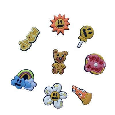 China 2022 Fashion.various Color.custom logo designer New Custom PVC decoration charms rubber bears shoe charms cartoon children shoe charms for sale