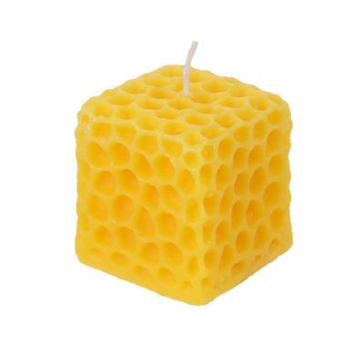 China Wholesale Birthdays Honeycomb Bubble Soy Wax Scented Candle, Sculptural Handmade Cube Soy Wax Scented Candle for Bedroom Bathroom Decor for sale