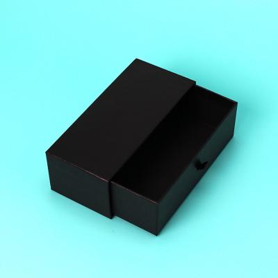 China Recyclable customized black paper box premium luxury cardboard paper gift packaging box paper jewelry box for sale