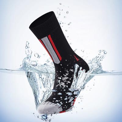 China Athletic Crew Sports Socks Custom Logo Black Breathable Outdoor Rising Waterproof Socks for sale