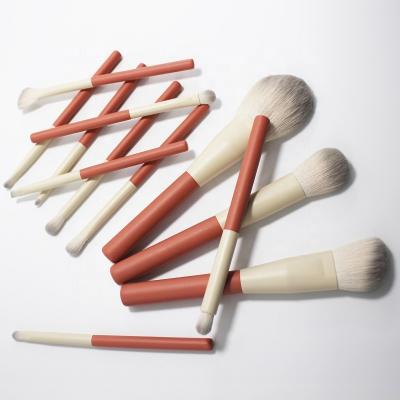 China 12pcs Long Lasting Professional Cosmetic Makeup Brush Powder Base Blush Brush Kits Make Up Brush Tool for sale