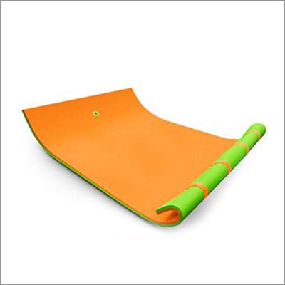 China Pad Racing Garden Water Slide Mat Lake Toy Closed Cell Material for sale