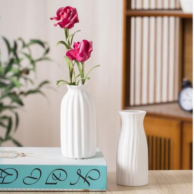 China Newly Design Colorful Ceramic Vase Ornament Home Decor Minimalist Modern Home Decor For Center Table for sale