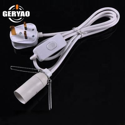 China Customized UK Home Appliance Plug Cord Connector With Spring Loaded E14 Socket And Metal Clip for sale