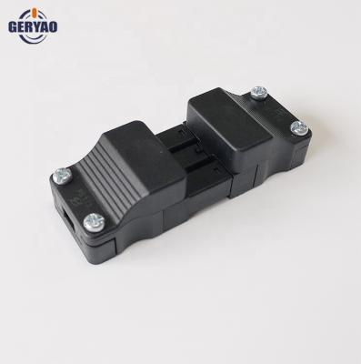 China Quick Wire Connection Lug Male & Female Pluggable Connector for sale