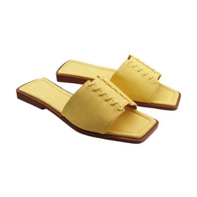 China Flat Summer Slides Slippers New Style European American Fashion Flat Sandals Fashion Flat-Led Women Slippers for sale