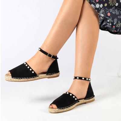 China Fashion Trend Cute Pearl Sneakers Sandals Walking Style Shoes With Round Toe Women Shoes Female Flat Sandal for sale