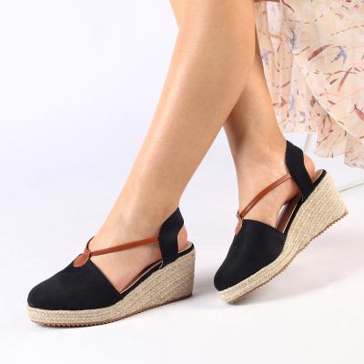 China Women's Round High Heel Sneaker Wedges Toe Wrap Jute Wedge Heel Ladies Sneakers Closed Shoes For Women for sale