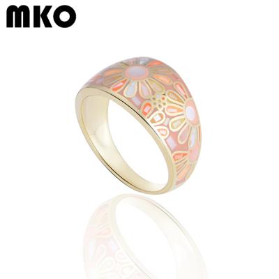 China Trendy Ring Jewelry Women 925 Silver Gold Shell Enamel Ring Rings For Women for sale