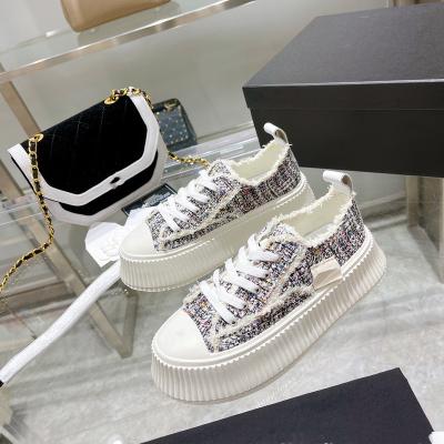 China Fashion Trend Ladies Luxury Designer Cc Top Quality White Workout Women Lace Up Comfort Sneaker High Quality Running Shoe for sale